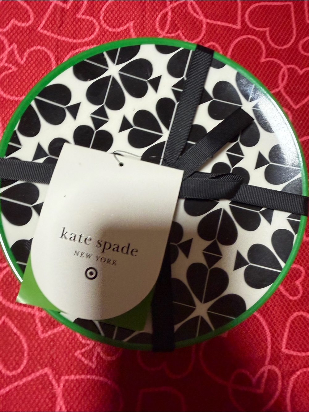 kate spade Black & White Heart Pattern Round Gift Box with Green Trim